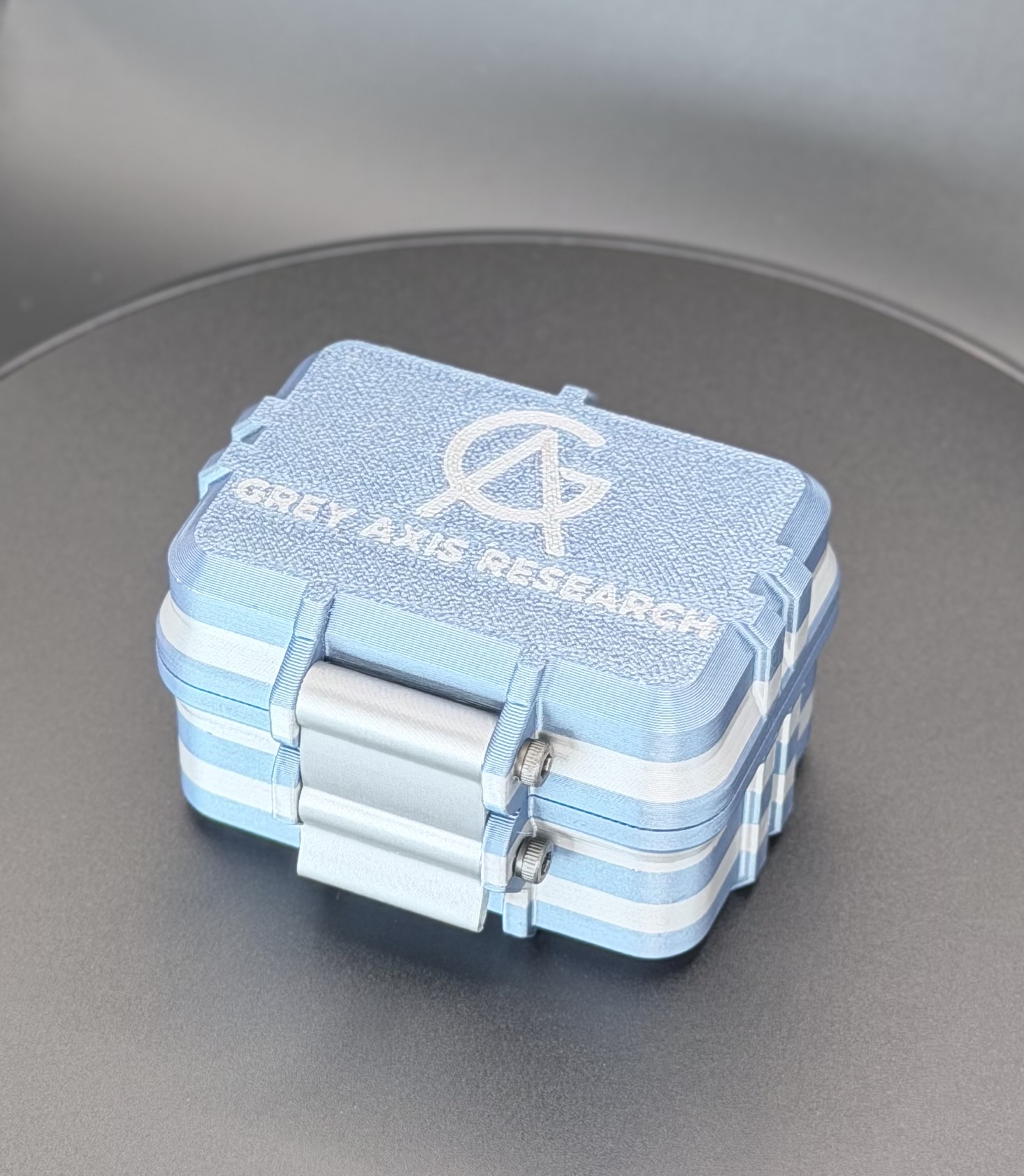 Grey Axis 5 Vial Case exterior